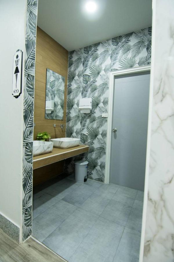 Thap Sakae Hotel 외부 사진